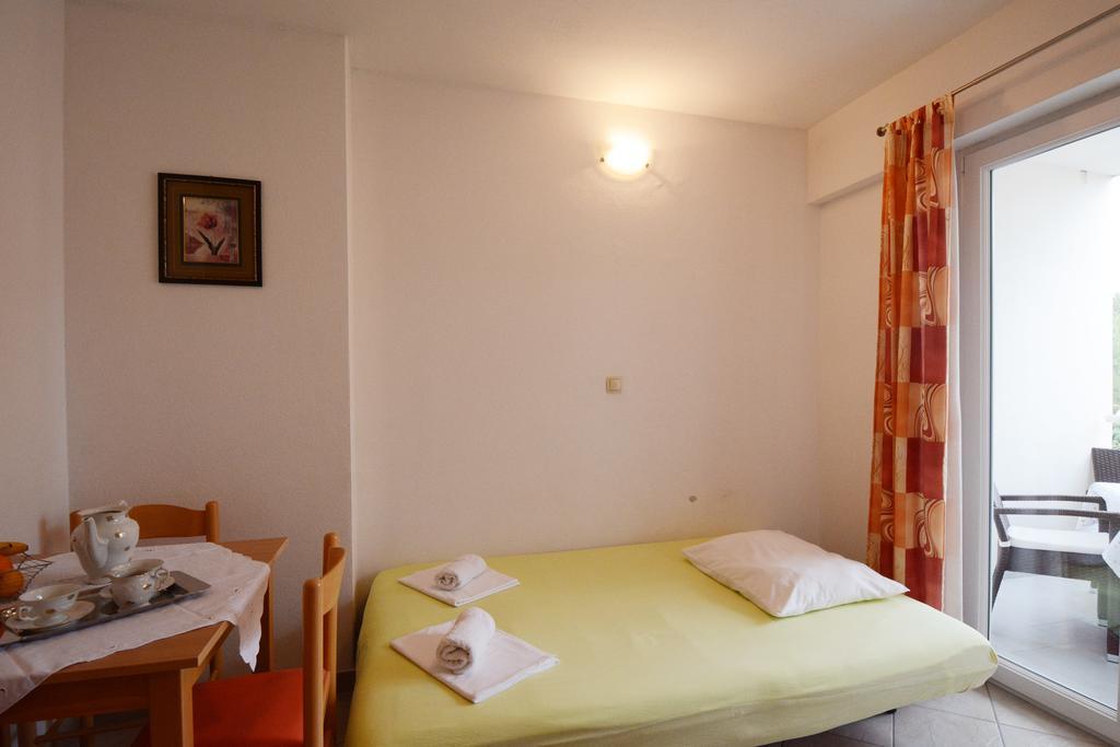 Apartments Ante 오미스 외부 사진