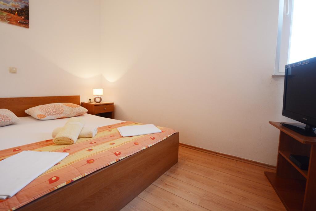 Apartments Ante 오미스 외부 사진