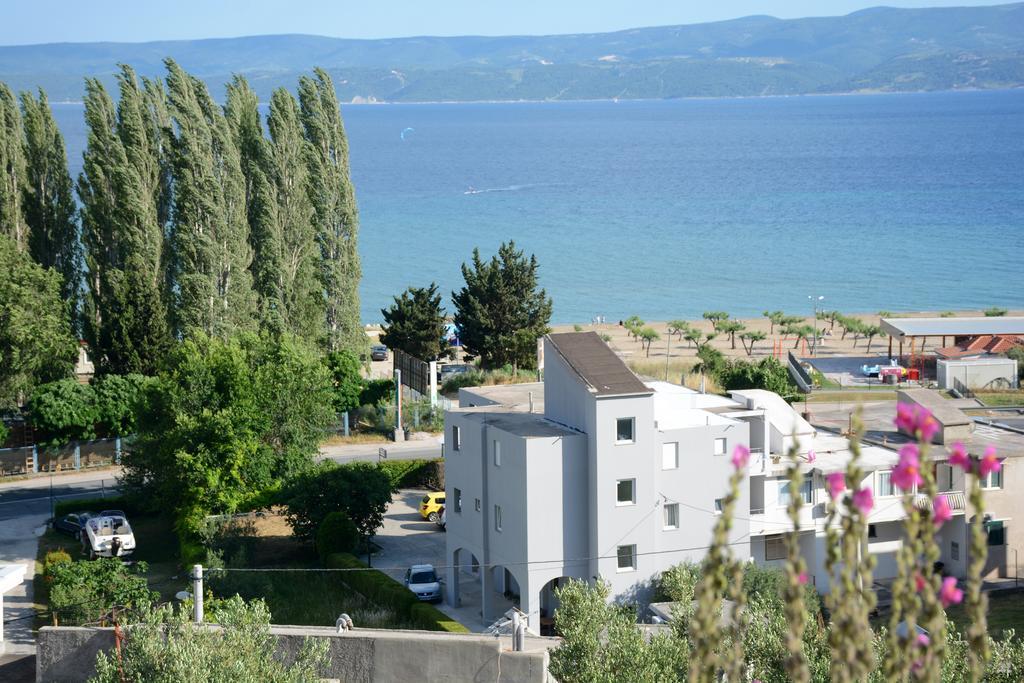 Apartments Ante 오미스 외부 사진