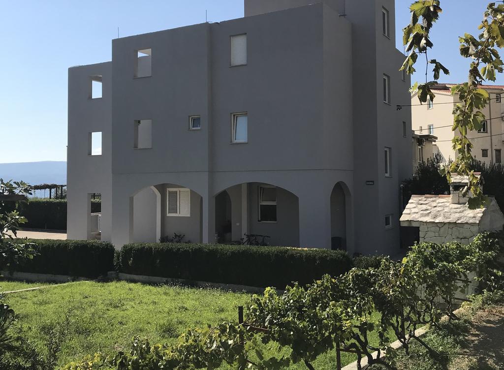 Apartments Ante 오미스 외부 사진